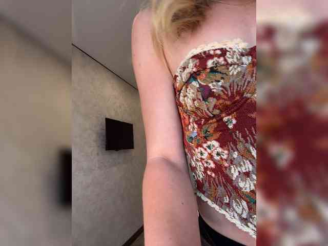 SweetyUAngel webcam