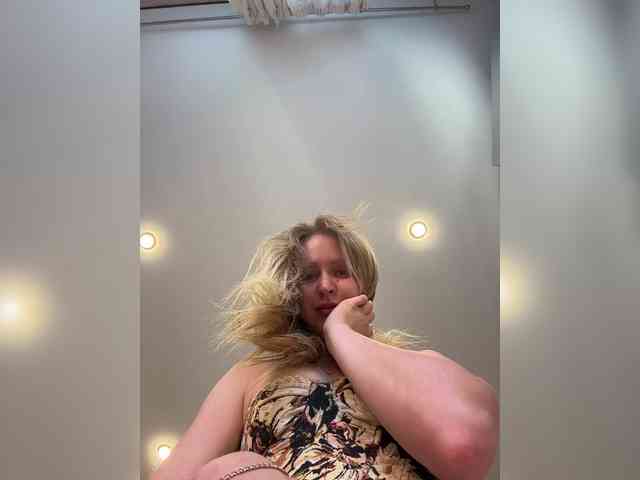 SweetyUAngel webcam