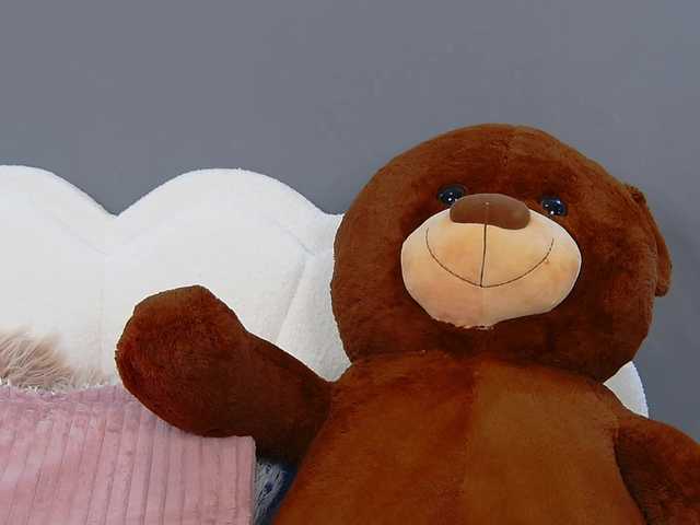 CrystalRed Live Cam on BongaCams