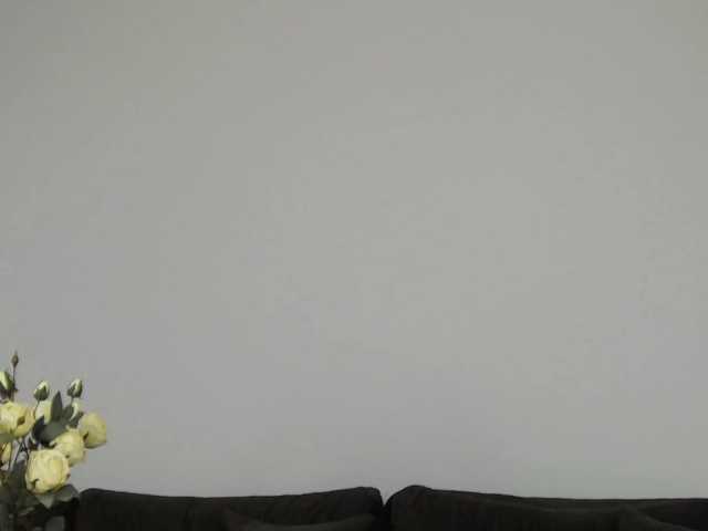 CrystalRed live webcam show