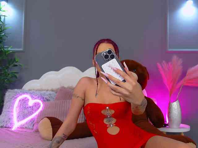 CrystalRed webcam