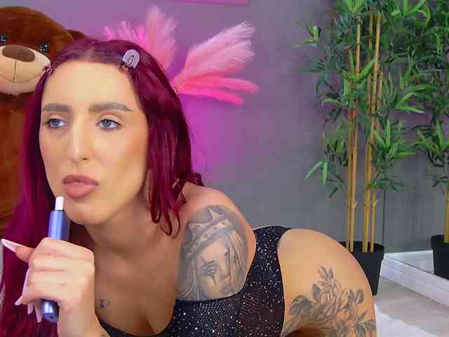 CrystalRed webcam