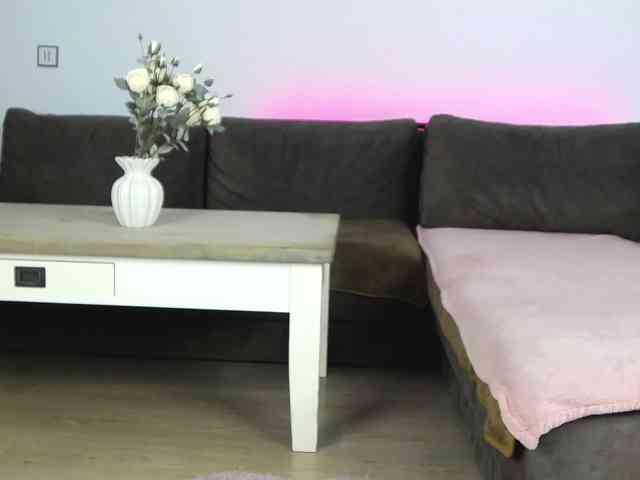CrystalRed webcam