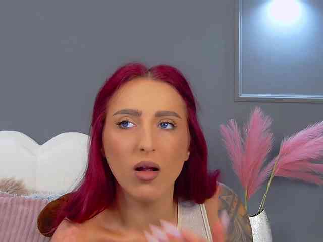 CrystalRed webcam