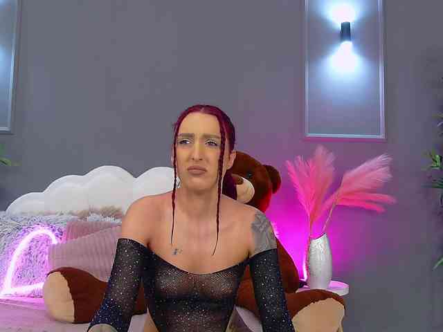 CrystalRed webcam