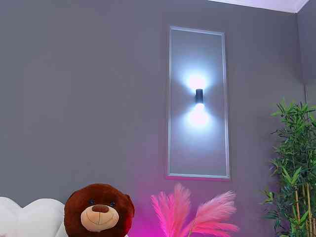 CrystalRed webcam