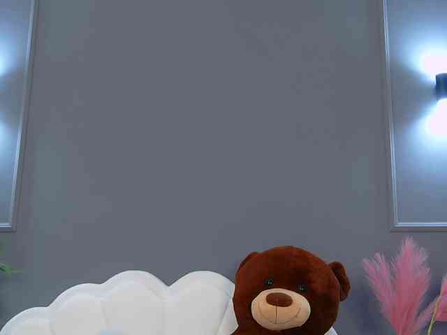 CrystalRed webcam