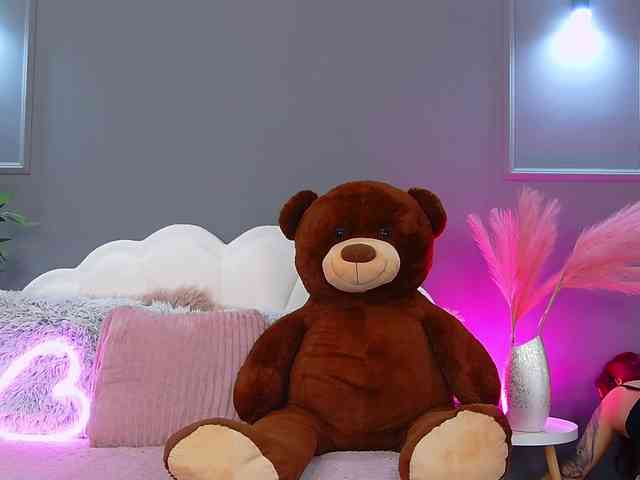 CrystalRed webcam