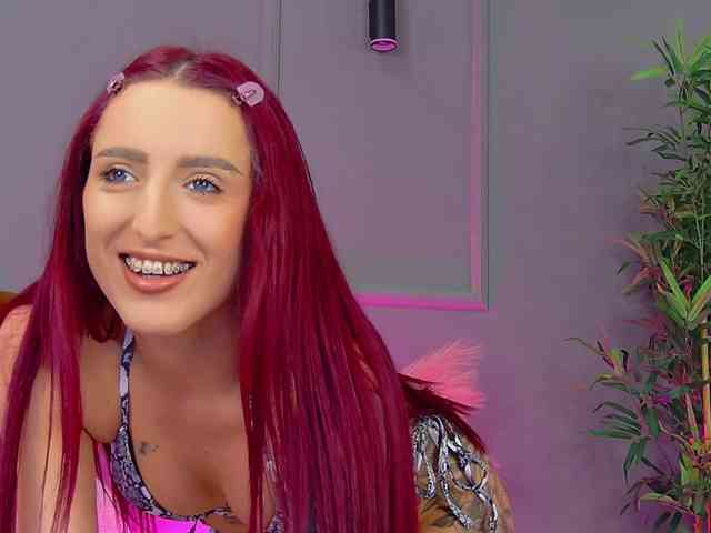 CrystalRed webcam