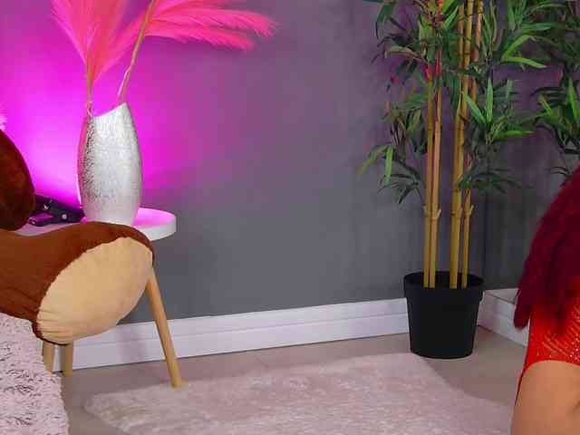 CrystalRed webcam