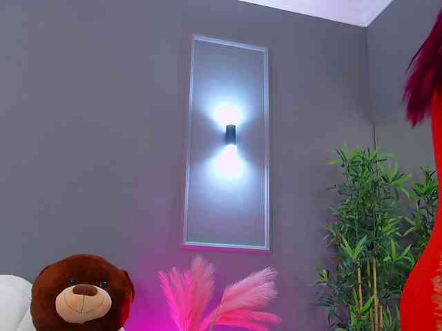 CrystalRed webcam