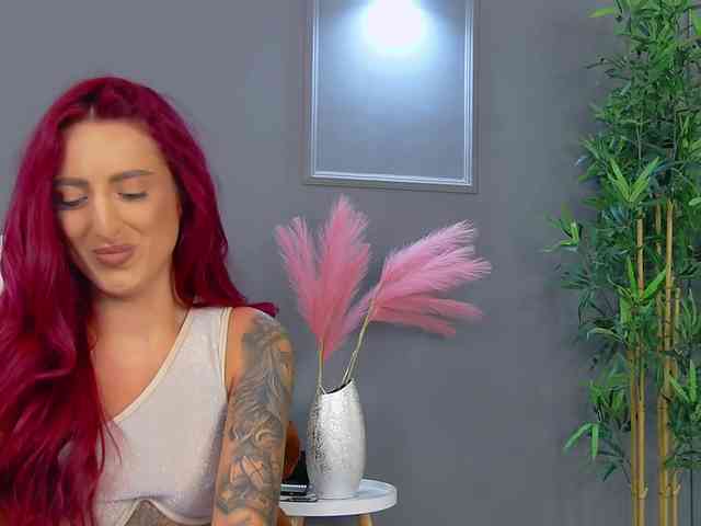 CrystalRed webcam