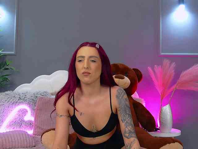 CrystalRed webcam