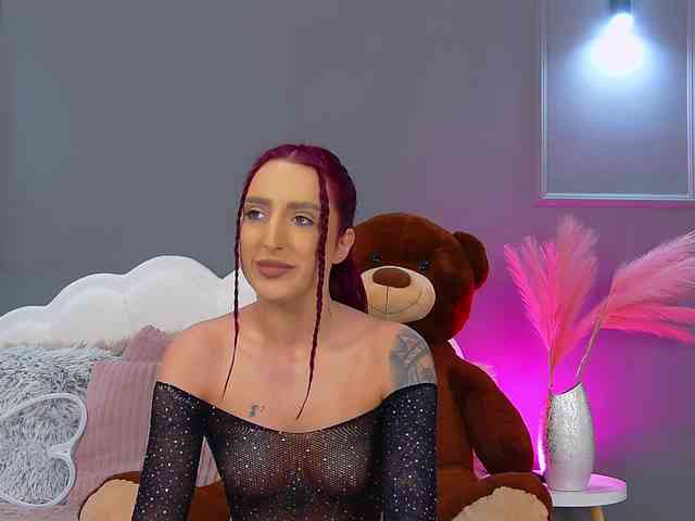 CrystalRed webcam