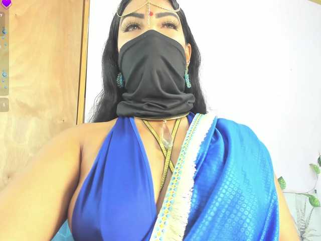 IniyaParul live webcam show