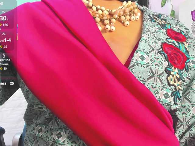 IniyaParul live cam on BongaCams