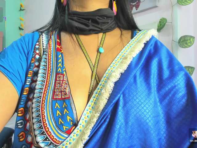 IniyaParul live cam on BongaCams