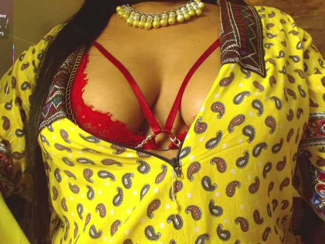 IniyaParul