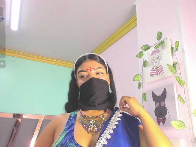 IniyaParul live cam on BongaCams