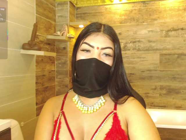IniyaParul live cam on BongaCams
