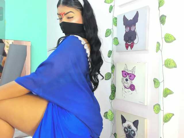 IniyaParul live cam on BongaCams