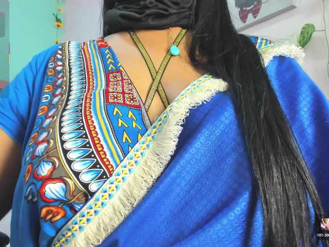 IniyaParul live cam on BongaCams
