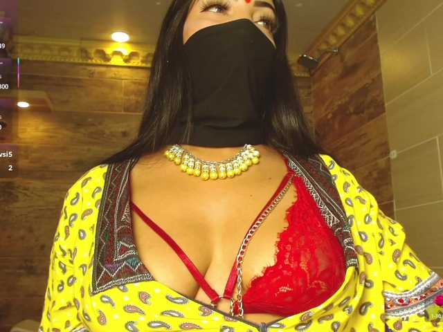 IniyaParul live cam on BongaCams