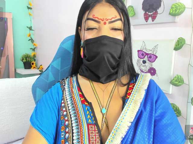 IniyaParul live cam on BongaCams