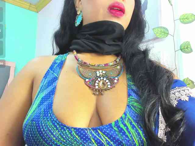 IniyaParul webcam