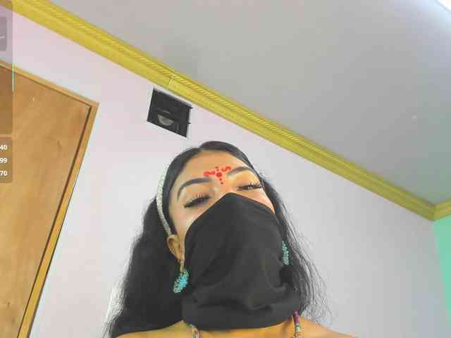 IniyaParul webcam