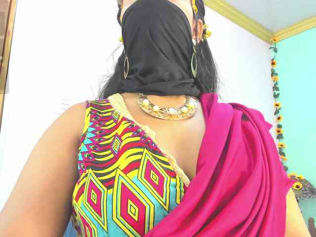 IniyaParul