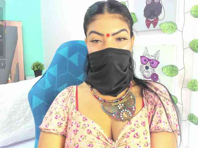 IniyaParul webcam