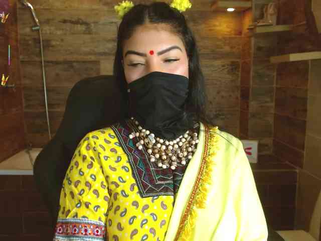 IniyaParul