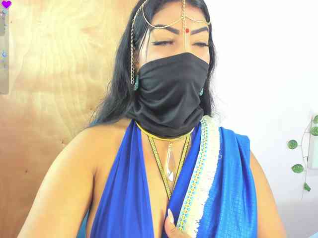 IniyaParul webcam