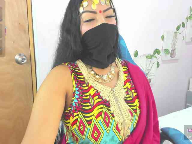 IniyaParul webcam