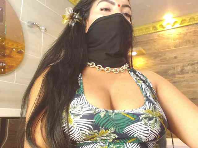 IniyaParul webcam