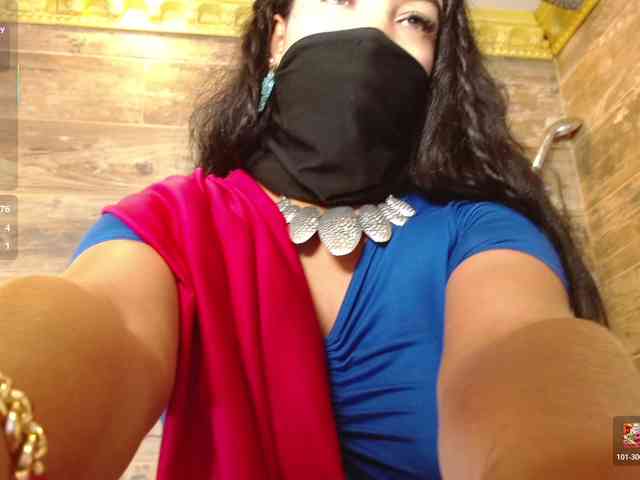 IniyaParul webcam