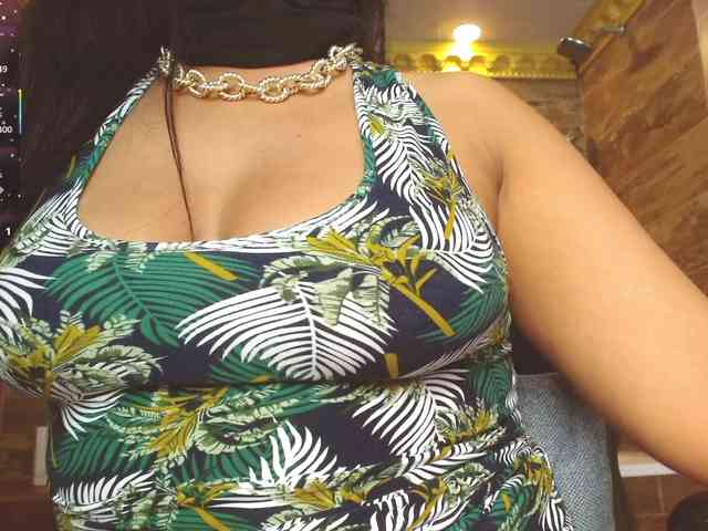 IniyaParul webcam
