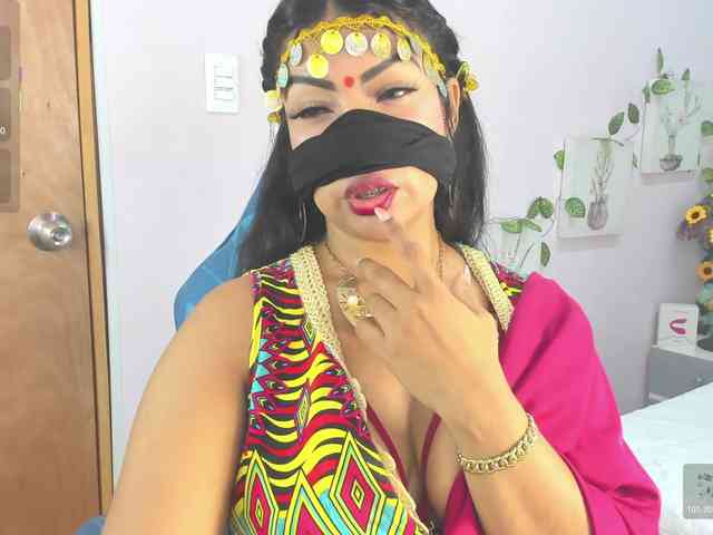 IniyaParul webcam
