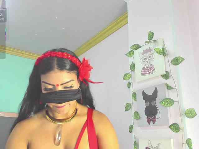 IniyaParul webcam