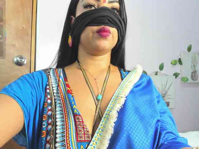 IniyaParul