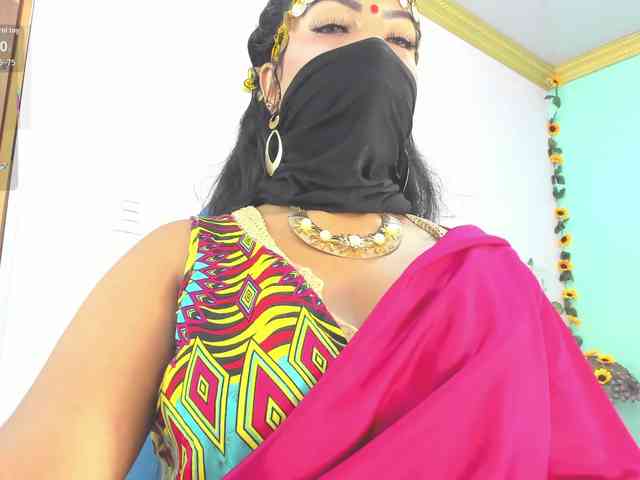 IniyaParul webcam