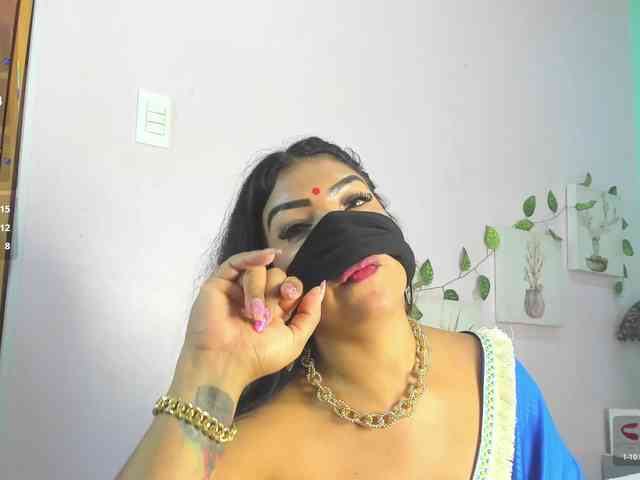 IniyaParul webcam
