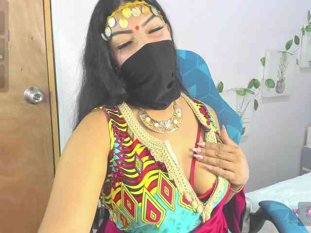 IniyaParul webcam