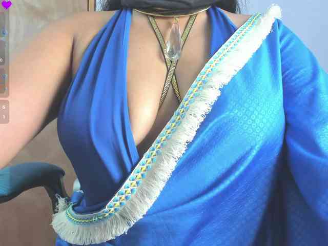 IniyaParul webcam