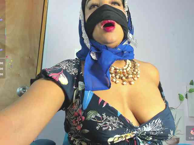 IniyaParul webcam