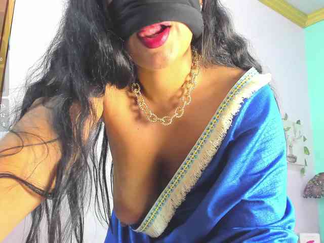 IniyaParul webcam