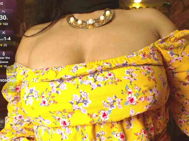 IniyaParul webcam