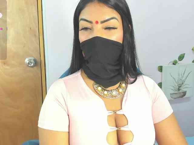 IniyaParul webcam