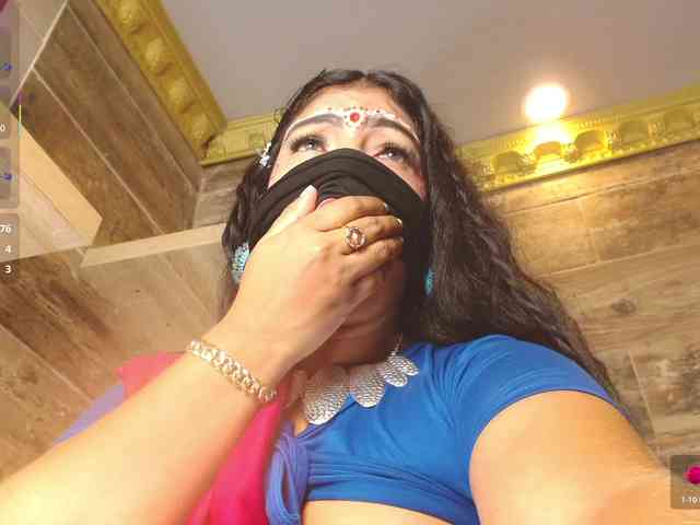 IniyaParul webcam